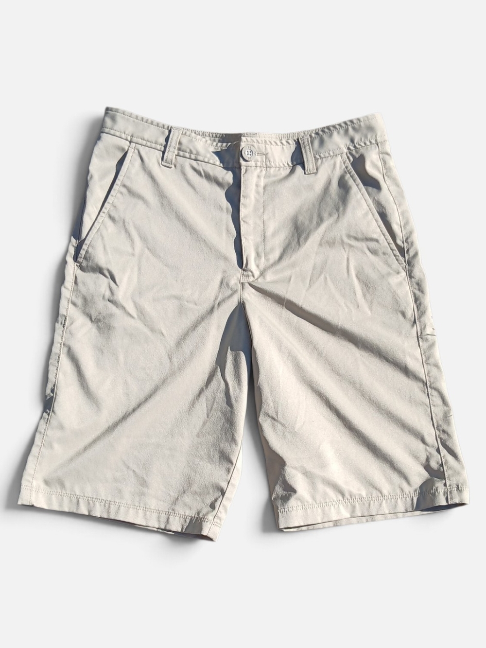 Under Armour Boy's Tan Khaki Performance Shorts Size 18